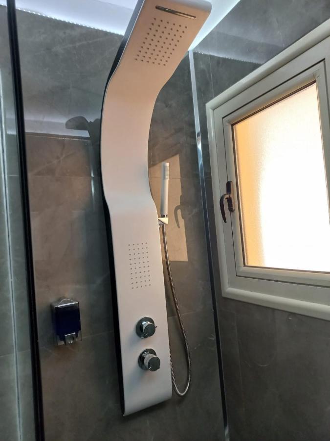 פאראלימני Modern Studio Apartment Armonia Court מראה חיצוני תמונה